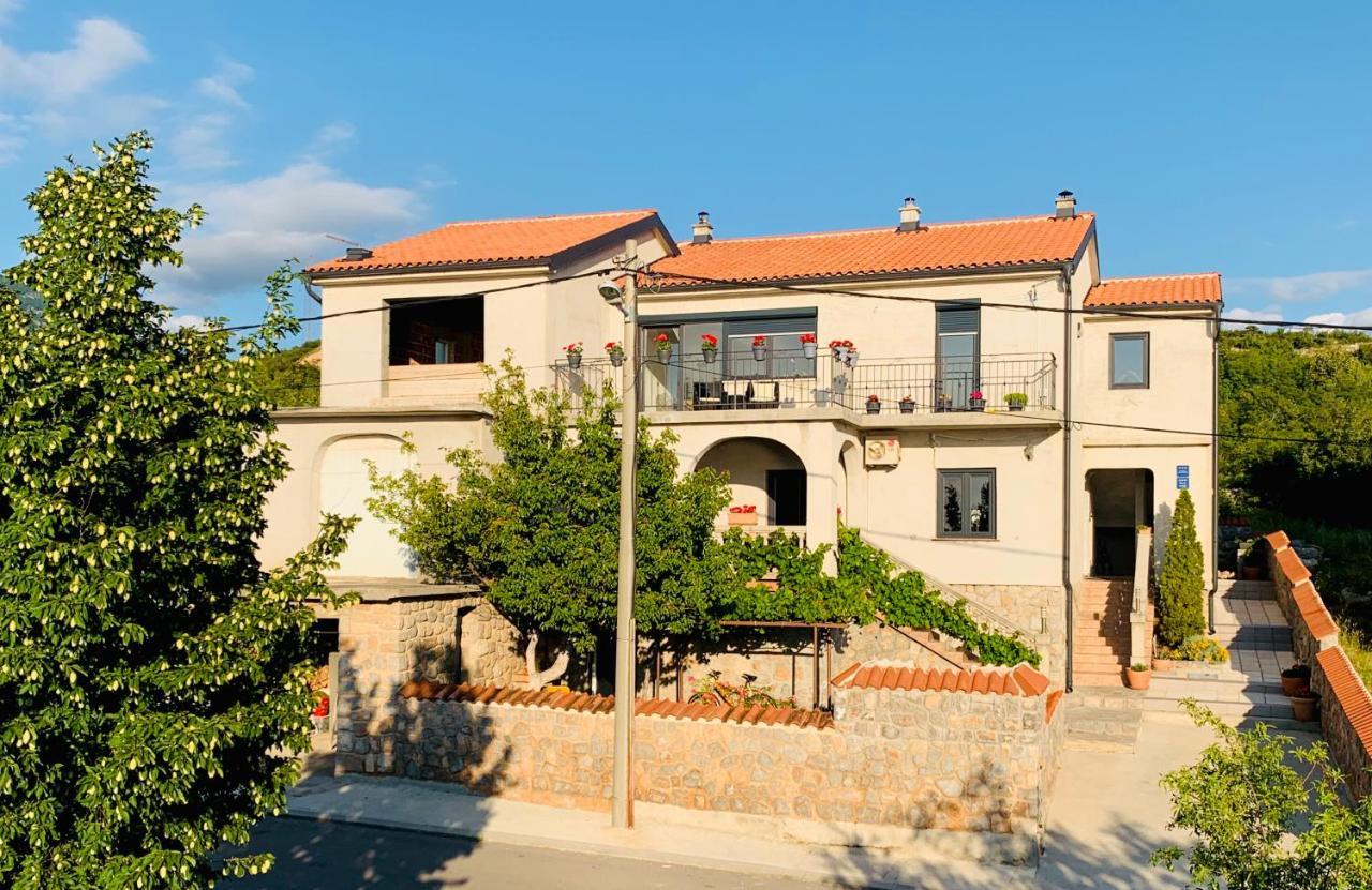 Apartments Maro Senj  Bagian luar foto
